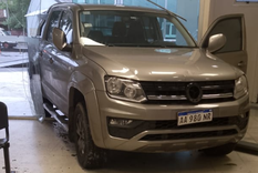 Según los médicos, actualmente el conductor se encuentra sedado por una excitación psicomotriz. Foto: X