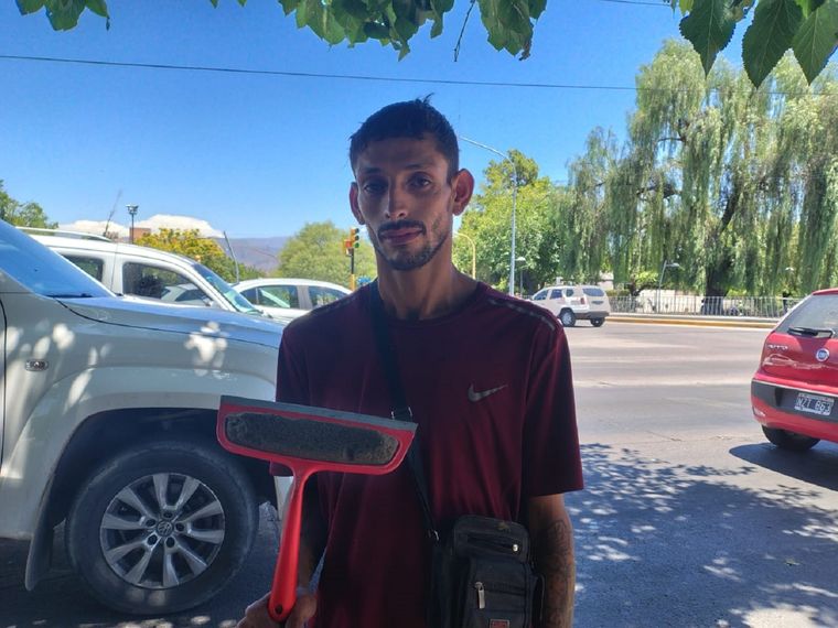 Alexander rescató a una mujer al borde del suicidio. Foto: Micaela Blanco Minoli / MDZ