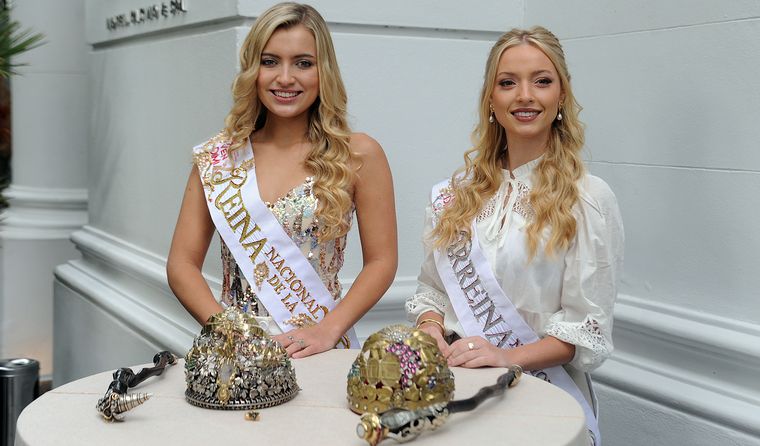 La Reina y Virreina Nacional de la Vendimia comenzaron con su agenda oficial. La Reina y Virreina Nacional de la Vendimia comenzaron con su agenda oficial.