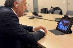El gobernador siguió el acuerdo por videoconferencia. Foto: Gobierno de Mendoza