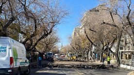 Un corte en calle Sarmiento impide su tránsito. 