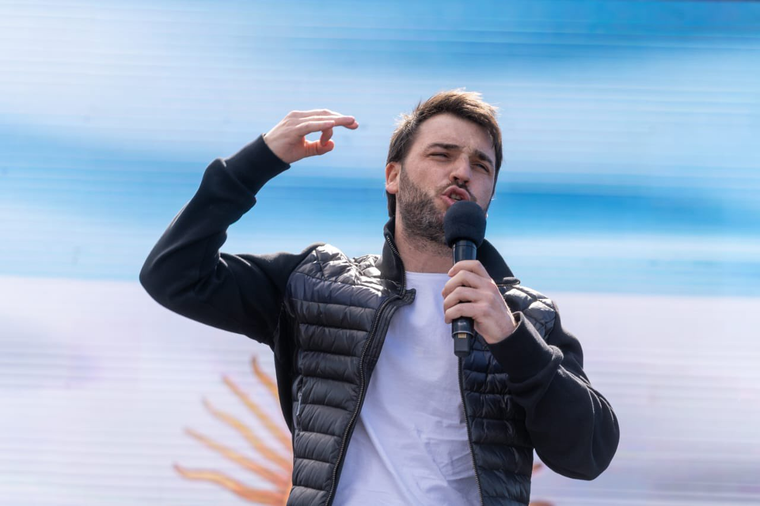 Ignacio Torres abrió las sesiones ordinarias provinciales en Chubut. Foto: X @NachoTorresCH