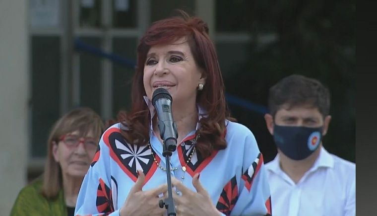 Cristina hablo media hora en el acto por el aniversario del golpe militar