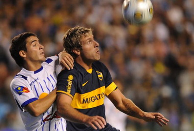 Vallés jugó contra Boca y repetirá contra River. Foto: Telam
