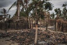 Cientos de miles de personas se han visto forzadas a abandonar sus hogares a causa de la insurgencia en Mozambique (foto de archivo).