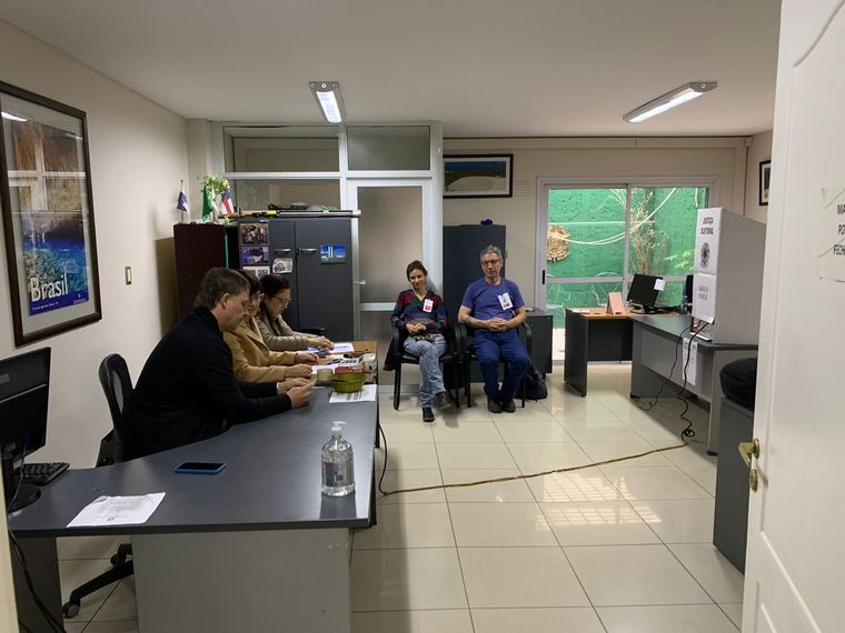 La votación tuvo lugar en el Consulado de Brasil en Mendoza.