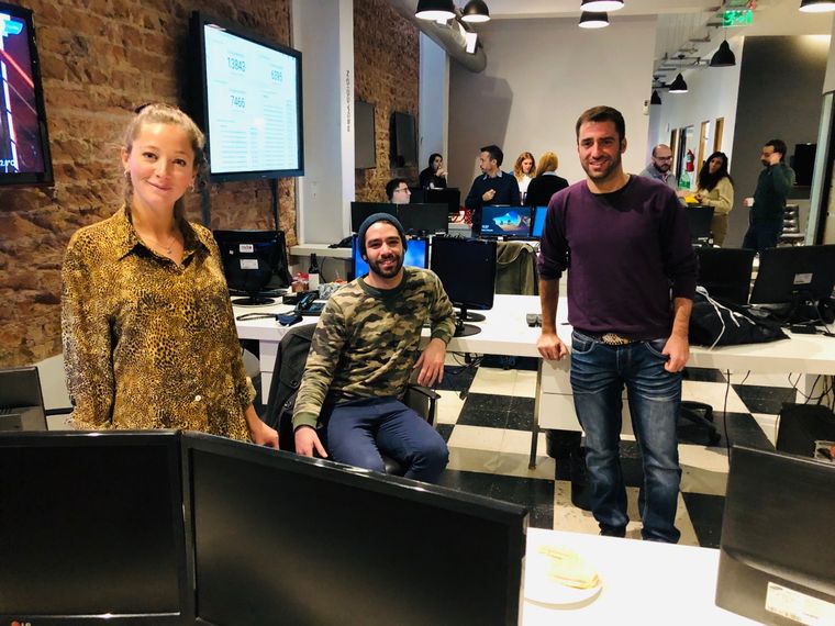 Felicitas Oyhenart, Pablo Gordon y Kevin Maroto.