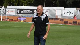 golpe de timon en el lobo: franco cambia todo para el debut copero golpe de timon en el lobo: franco cambia todo para el debut copero