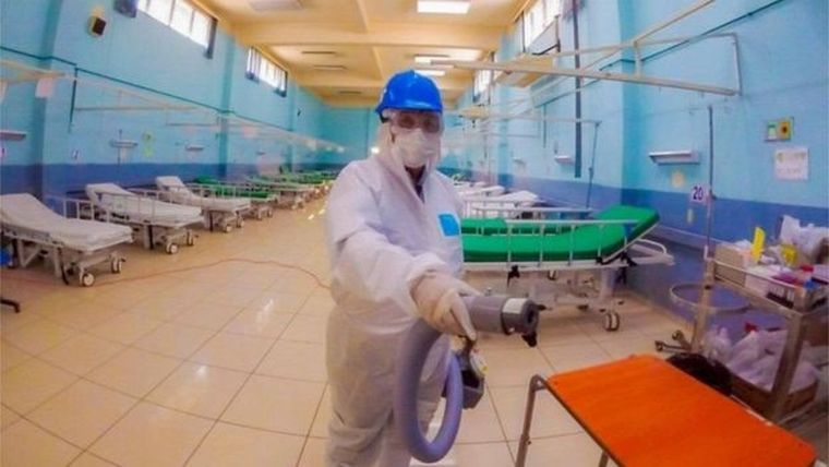 Los gobiernos latinoamericanos ya están tomando medidas para hacer frente a un drástico aumento en el número de casos de covid-19. Pero, ¿serán suficientes?