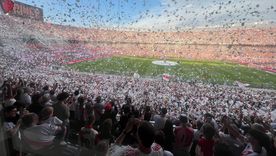 Las mejores imágenes del Superclásico entre River y Boca. Las mejores imágenes del Superclásico entre River y Boca.