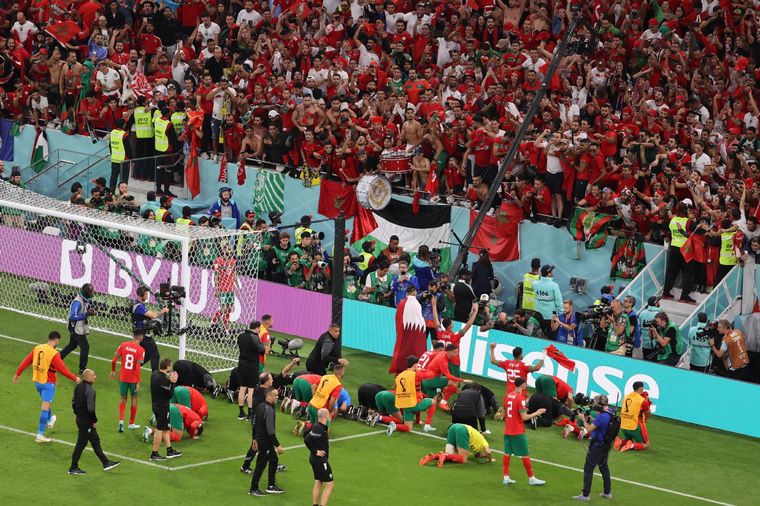 Doha se llena de hinchas de Marruecos los días de partido. Foto: EFE