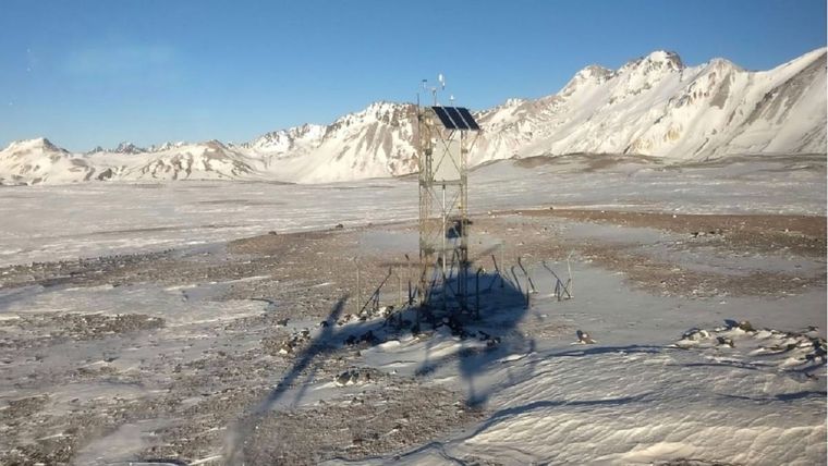Estación nivometeorológica Laguna del Atuel, Cuenca del Río Atuel Foto: Irrigación