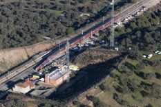 El choque dejó al menos 40 muertos con varios heridos de gravedad. El choque dejó al menos 40 muertos con varios heridos de gravedad.