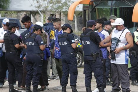 dos partidos, tres hinchadas y un mega operativo: mendoza se blinda para una jornada caliente dos partidos, tres hinchadas y un mega operativo: mendoza se blinda para una jornada caliente