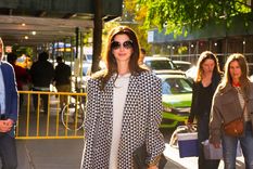 Anne Hathaway y un buen look de otoño Foto: Gentileza Telva