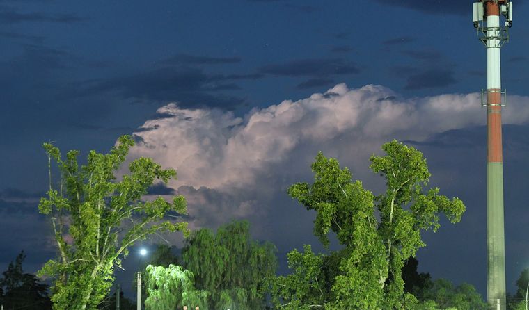 El mapa nacional refleja las alertas vigentes y las áreas con condiciones meteorológicas adversas previstas para la jornada.