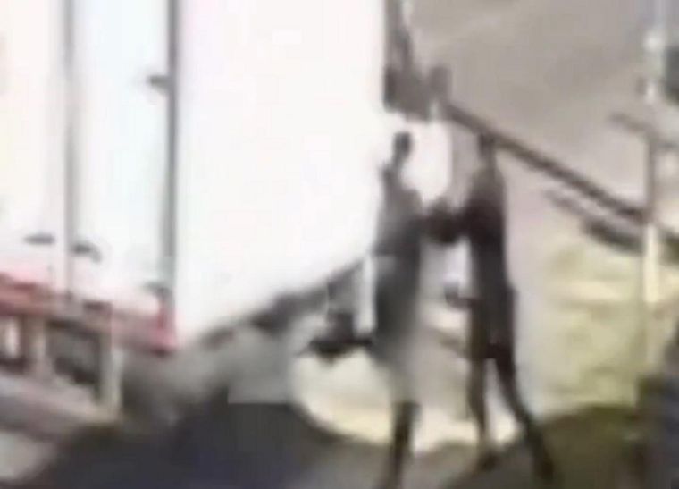 Un camionero le dio un fierrazo en la cabeza a otro conductor después de seguirlo hasta su casa en Mar del Plata
