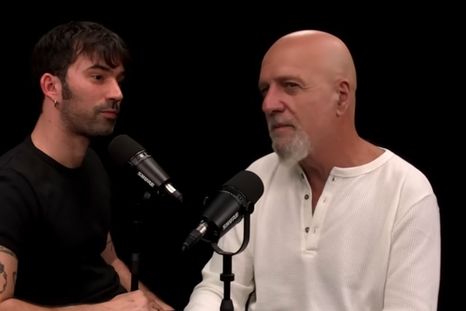 El comunicador fue duramente criticado por su colega. Foto: captura pantalla YouTube Gelatina. El comunicador fue duramente criticado por su colega. Foto: captura pantalla YouTube Gelatina.