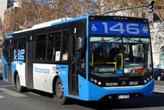 cuales son las 10 mejores lineas de colectivos (y las 10 que peor servicio tienen)