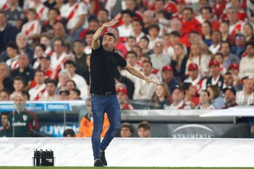 El video de Eduardo Coudet que viralizaron los hinchas de Boca mientras River lo tiene como principal reemplazante de Gallardo. Foto: NA