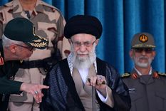 Ali Jameneí fue contundente con Estados Unidos. Ali Jameneí fue contundente con Estados Unidos.