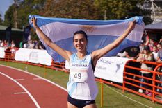 gano dos medallas de oro, fue la gran figura del iberoamericano y ni siquiera aparecio en la publicacion del enard