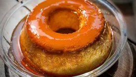 Probá esta receta de budín de yogur y leche condensada.