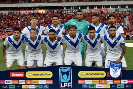El plantel de Vélez vivió una situación insólita en pleno entrenamiento en la Villa Olímpica. El plantel de Vélez vivió una situación insólita en pleno entrenamiento en la Villa Olímpica.