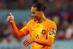 Virgil Van Dijk El defensor neerlandés se refirió al duelo contra Messi y la Selección argentina. Foto: EFE Virgil Van Dijk El defensor neerlandés se refirió al duelo contra Messi y la Selección argentina. Foto: EFE