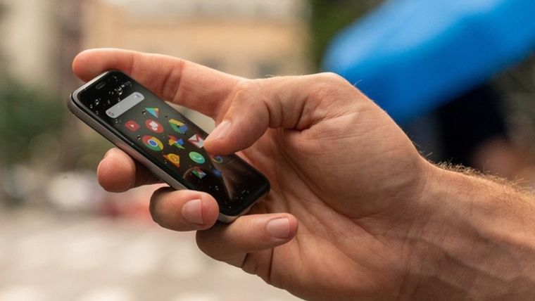 Apple interrumpió la producción de sus modelos mini debido a un volumen de ventas insuficiente. Apple interrumpió la producción de sus modelos mini debido a un volumen de ventas insuficiente.
