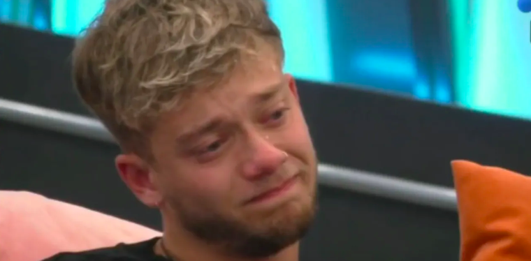 La emoción de Nacho al escuchar el relato de Thiago.