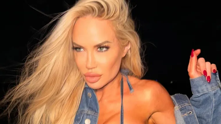 Mirá el look total denim de Luciana Salazar.