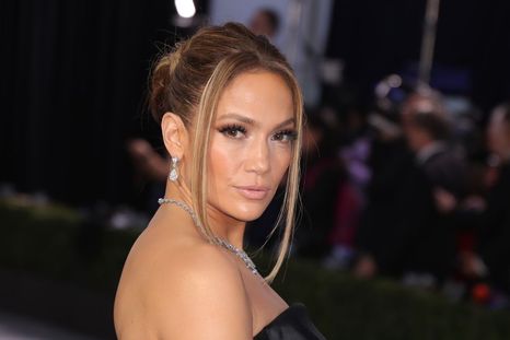Jennifer Lopez nos inspira con diferentes looks Foto: CNN