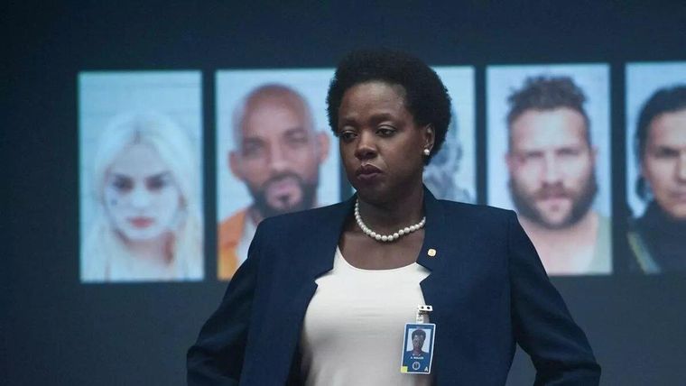 Foto: https://www.20minutos.es/cinemania/series/viola-davis-volvera-a-ser-amanda-waller-en-un-spin-off-de-pacificador-4994767/