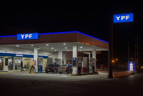 Estaciones de servicio vs. inseguridad: cómo afectará el nuevo precio nocturno de YPF Estaciones de servicio vs. inseguridad: cómo afectará el nuevo precio nocturno de YPF