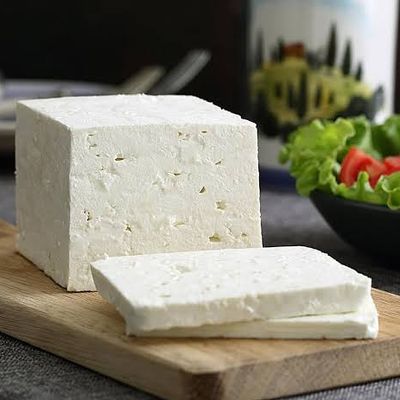 150 gr de queso feta (para la ensalada)
