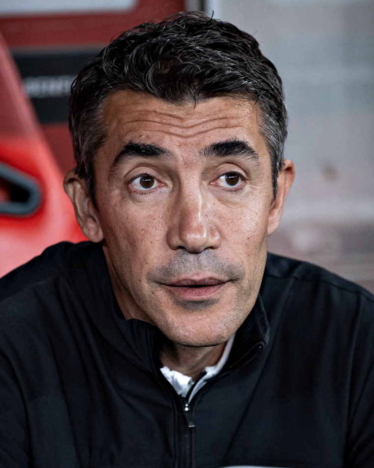 Bruno Lage fue despedido como DT del Benfica. Bruno Lage fue despedido como DT del Benfica.