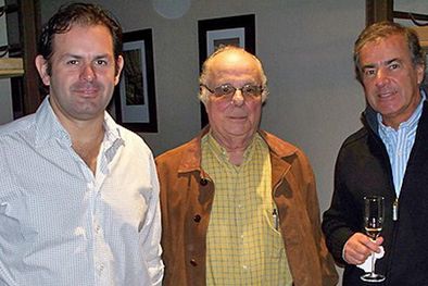 MDZol | Amigos que se encuentran. Adolfo de la Reta, Edgar Vickers y Jorge Bobillo. Foto: Gentileza