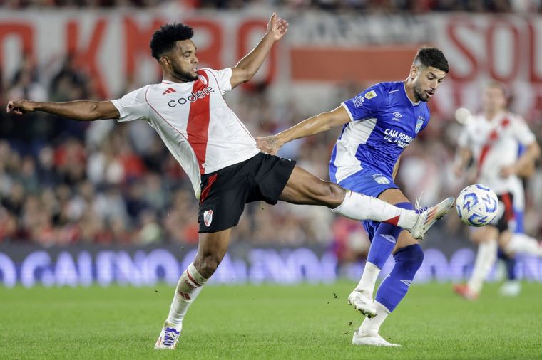 Borja fue muy duramente recibido por el público en el Monumental. Foto: Fotobaires