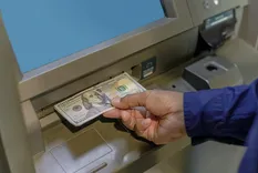 Cristina sigue esperando. No sabe si alguien más tomó su dinero del banco, si hubo una falla en el sistema o si fue víctima de un engaño. Imagen ilustrativa.