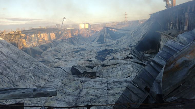 Investigan el origen del incendio en el casino de San Martín.&nbsp;