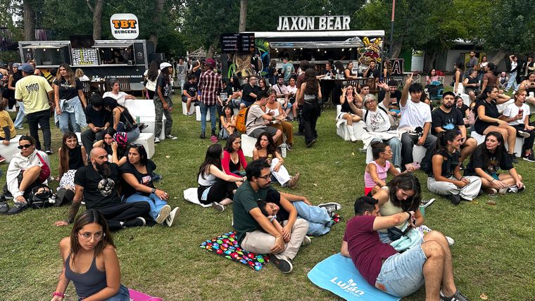 La organización municipal garantizó un ingreso ordenado y un predio cómodo para las familias. La organización municipal garantizó un ingreso ordenado y un predio cómodo para las familias.
