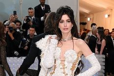 Anne Hathaway se sometió a un fuerte cambio de look para su nueva película. Foto: David Fisher (Shutterstock)