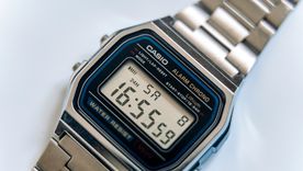 La línea de relojes clásicos de Casio sigue vigente en 2026 con funciones de smartwatch. La línea de relojes clásicos de Casio sigue vigente en 2026 con funciones de smartwatch.