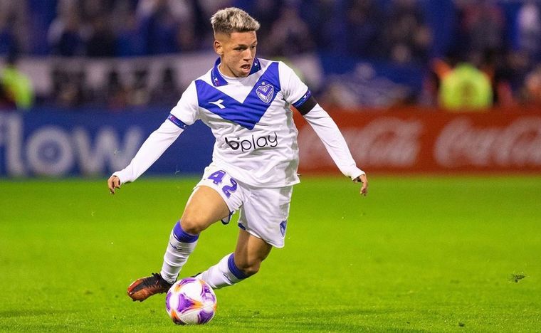 Gianluca Prestianni seguirá su carrera en Benfica. Foto: Instagram Prestianni