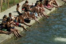 Una ola de calor vuelve a golpear duro a España, con peligros varios. Foto Efe Una ola de calor vuelve a golpear duro a España, con peligros varios. Foto Efe