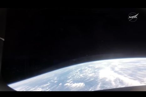 La tripulación regresó tras una histórica misión de diez días en órbita lunar. La tripulación regresó tras una histórica misión de diez días en órbita lunar.