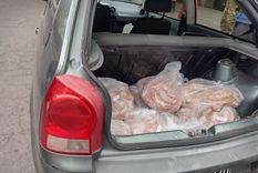 Las bolsas estaban escondidas en todo el auto
