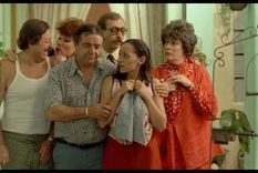 Esperando la Carroza es una de las películas argentinas más exitosas de la historia. Esperando la Carroza es una de las películas argentinas más exitosas de la historia.