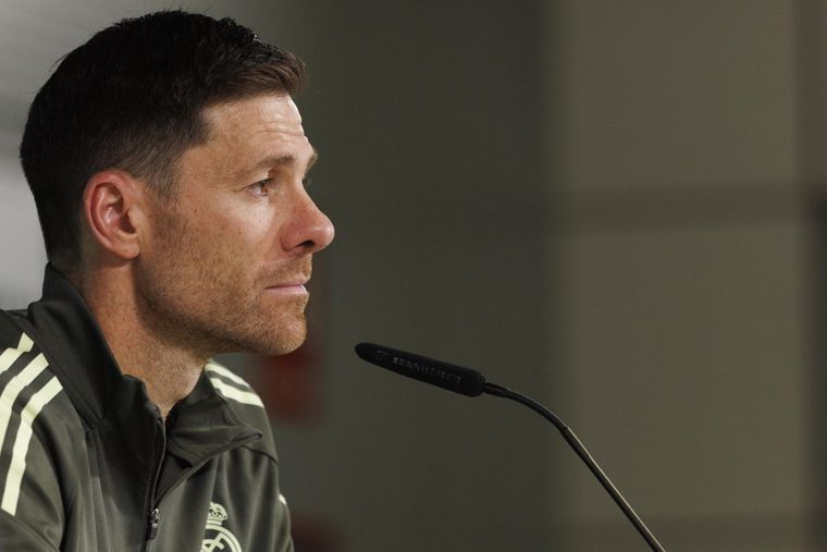 Crecen los rumeros de salida de Xabi Alonso en el Real Madrid: qué dijo el DT sobre este tema.